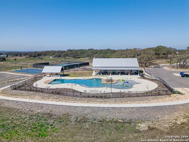 528 Rosemary Ridge Bulverde, TX 78163