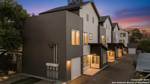 106 Bank St Unit 102