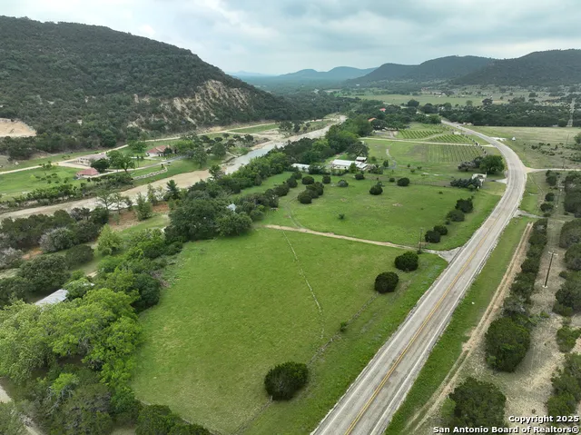 35298 FM 187 Vanderpool, TX 78885