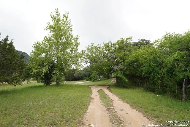 35298 FM 187 Vanderpool, TX 78885
