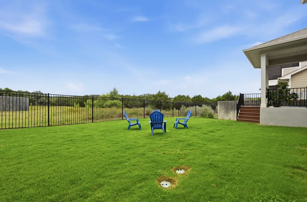 127 Moonlit Stream Pass Dripping Springs, TX 78620
