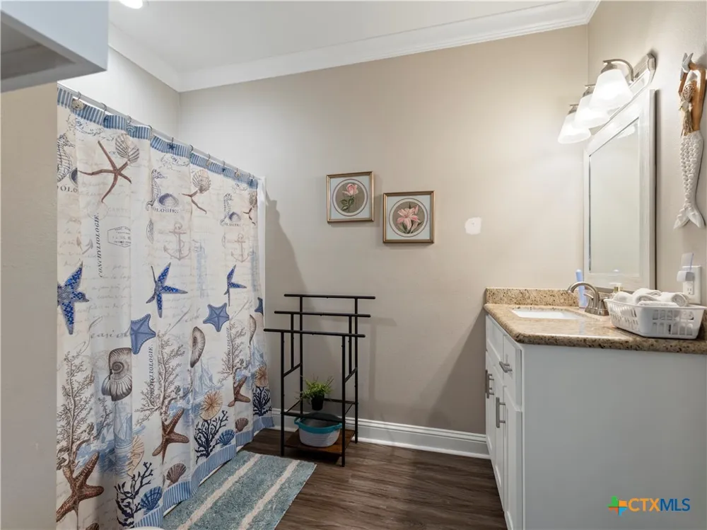 213 Porpoise Drive Palacios, TX 77465