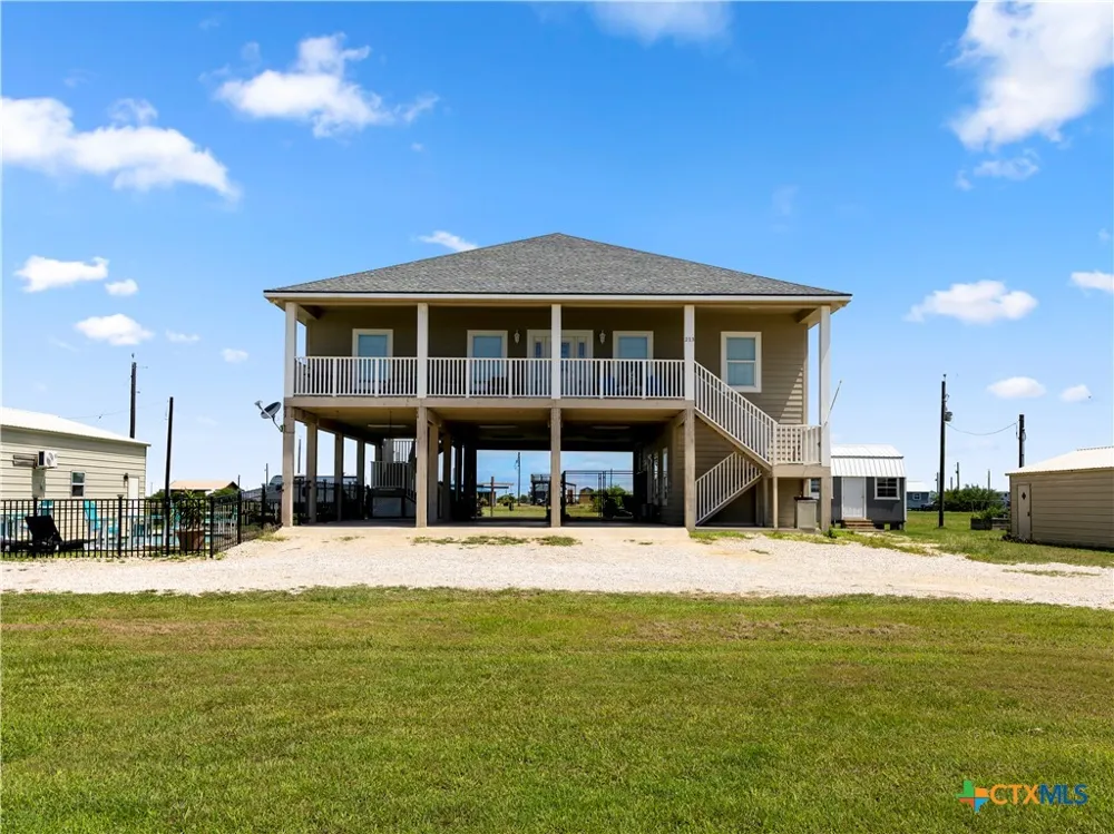 213 Porpoise Drive Palacios, TX 77465
