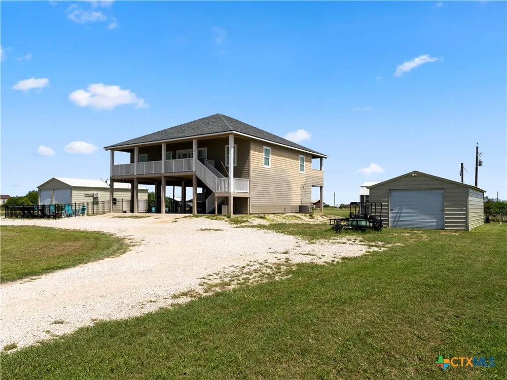 213 Porpoise Drive Palacios, TX 77465