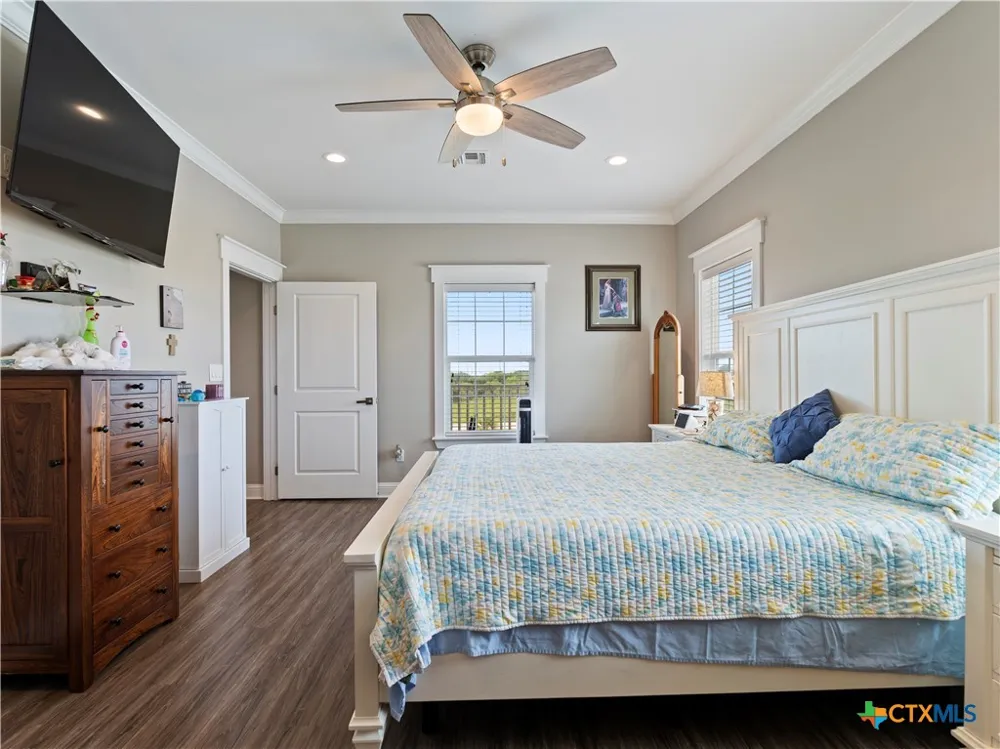 213 Porpoise Drive Palacios, TX 77465