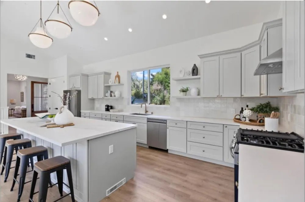 125 Fallen Leaf Drive Boulder Creek, CA 95006