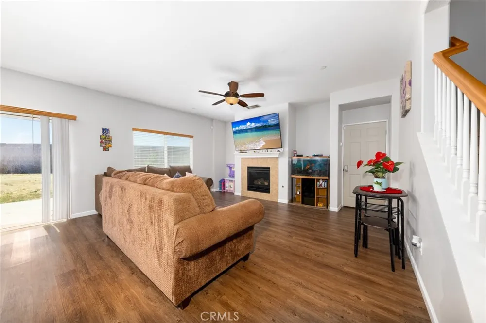 11239 Scarlet Ave Adelanto, CA 92301