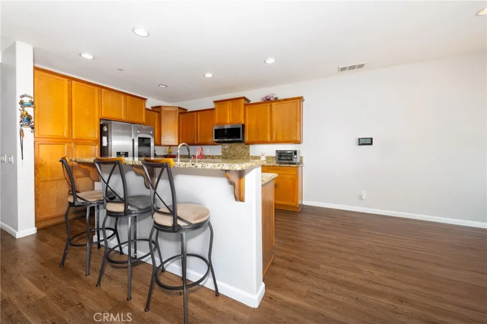 11239 Scarlet Ave Adelanto, CA 92301