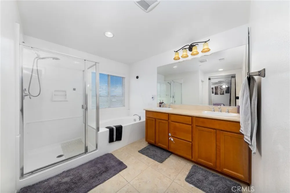 11239 Scarlet Ave Adelanto, CA 92301