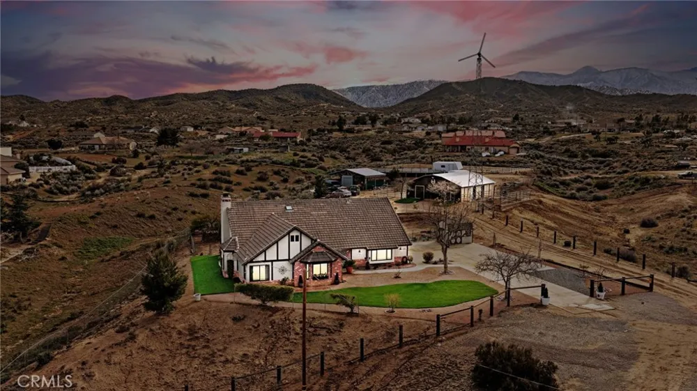 5205 Snow Line Phelan, CA 92371