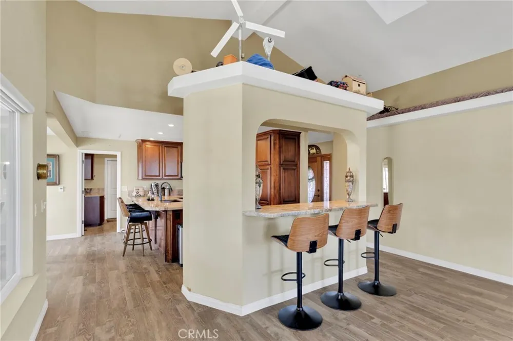 5205 Snow Line Phelan, CA 92371
