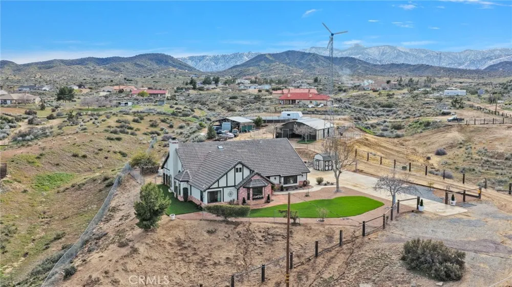 5205 Snow Line Phelan, CA 92371