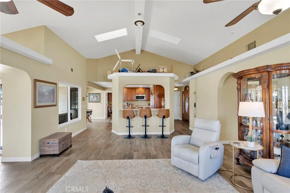 5205 Snow Line Phelan, CA 92371
