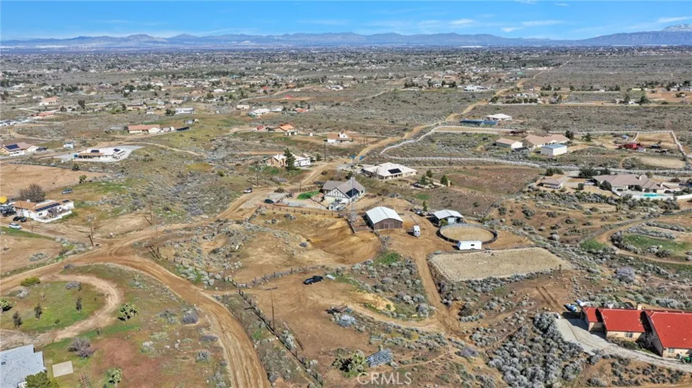 5205 Snow Line Phelan, CA 92371