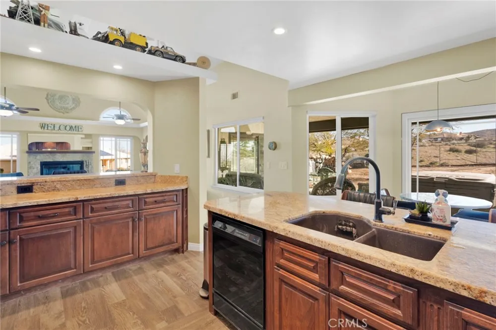 5205 Snow Line Phelan, CA 92371
