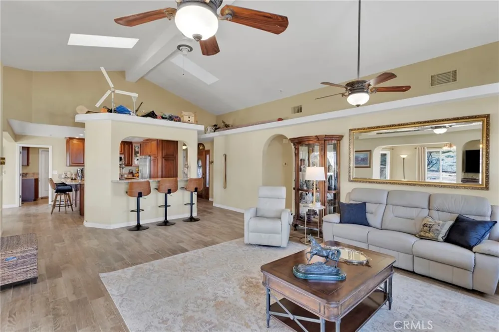 5205 Snow Line Phelan, CA 92371