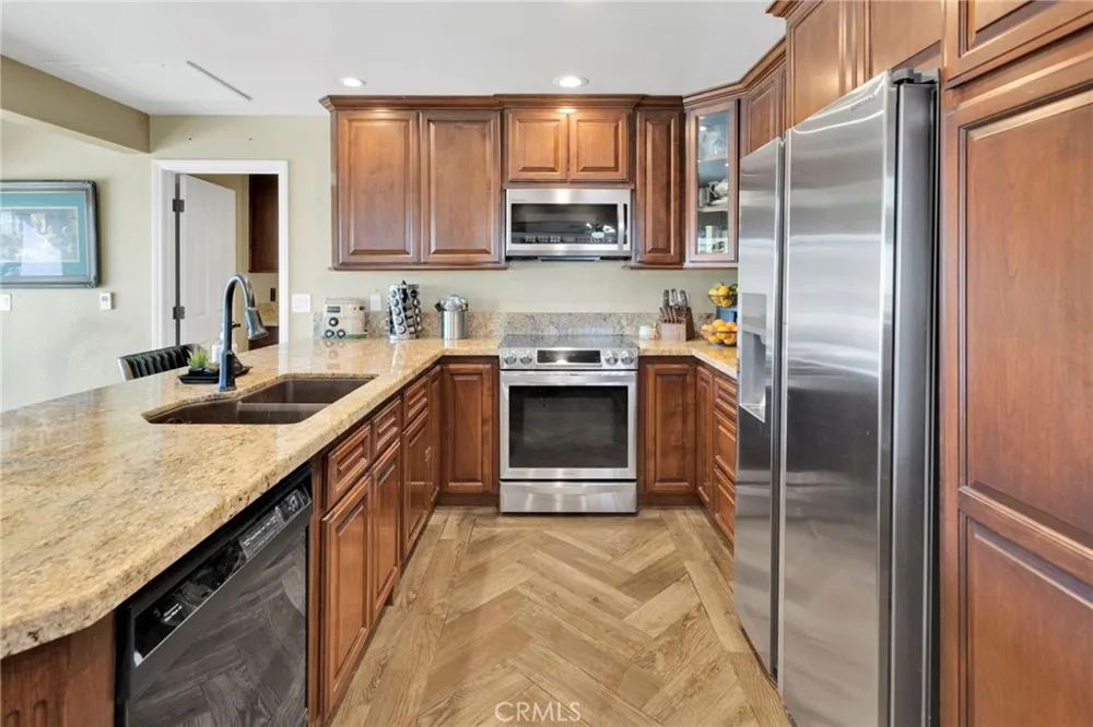 5205 Snow Line Phelan, CA 92371