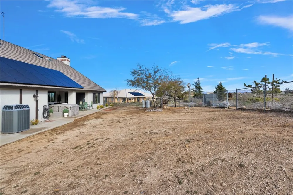 5205 Snow Line Phelan, CA 92371