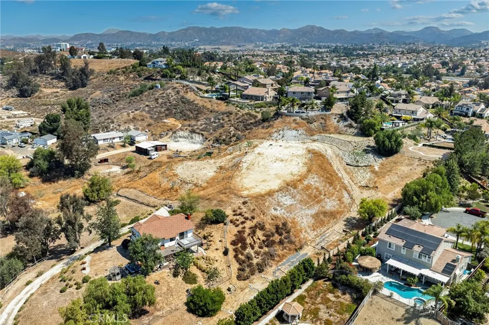 23750 Adams Avenue Murrieta, CA 92562