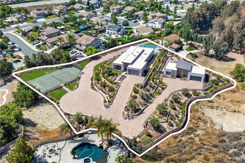 23750 Adams Avenue Murrieta, CA 92562