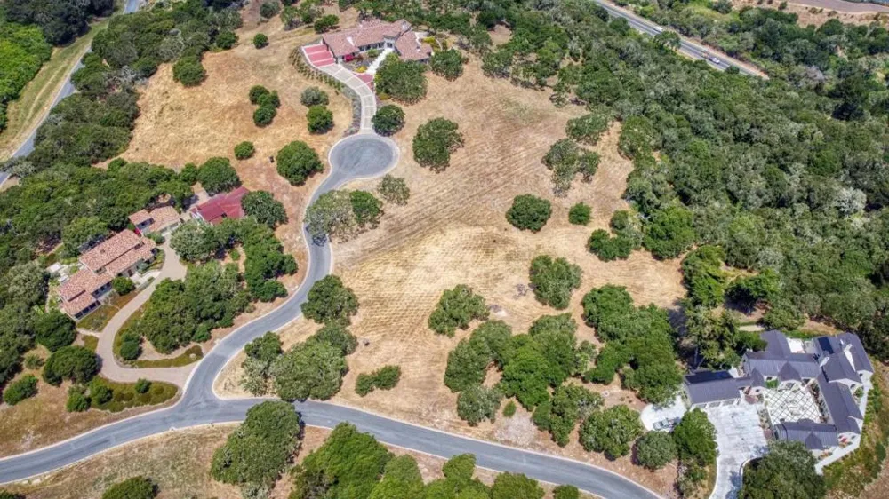 8340 Vista Monterra Monterey, CA 93940