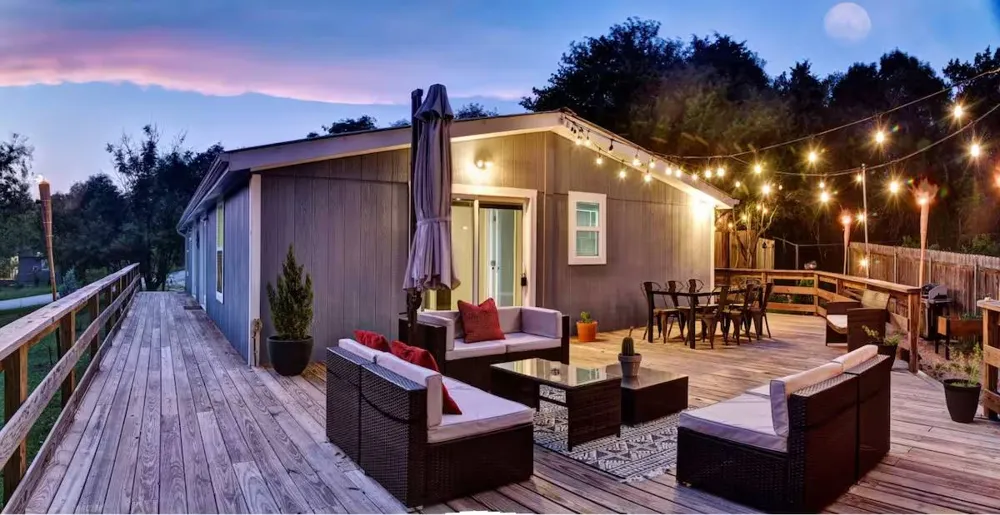 8807 High Valley Road Austin, TX 78737