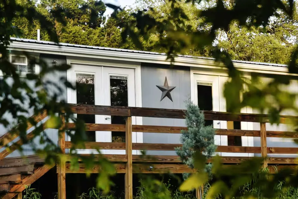 8807 High Valley Road Austin, TX 78737