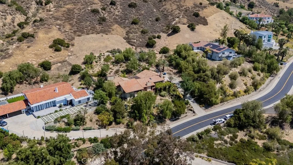 63 Coolwater Bell Canyon, CA 91307