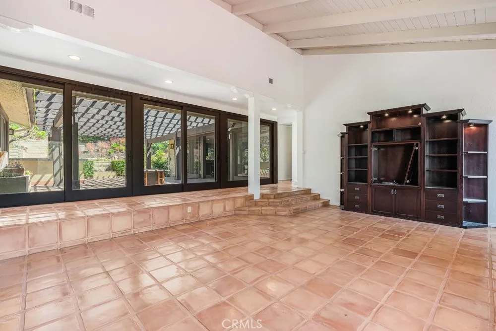 63 Coolwater Bell Canyon, CA 91307