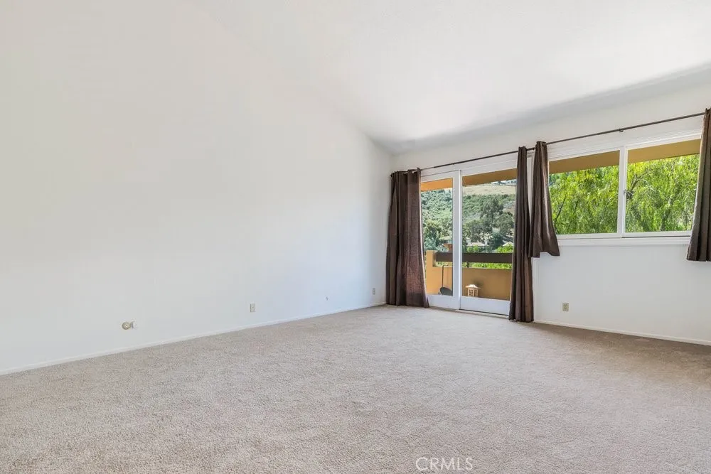 63 Coolwater Bell Canyon, CA 91307