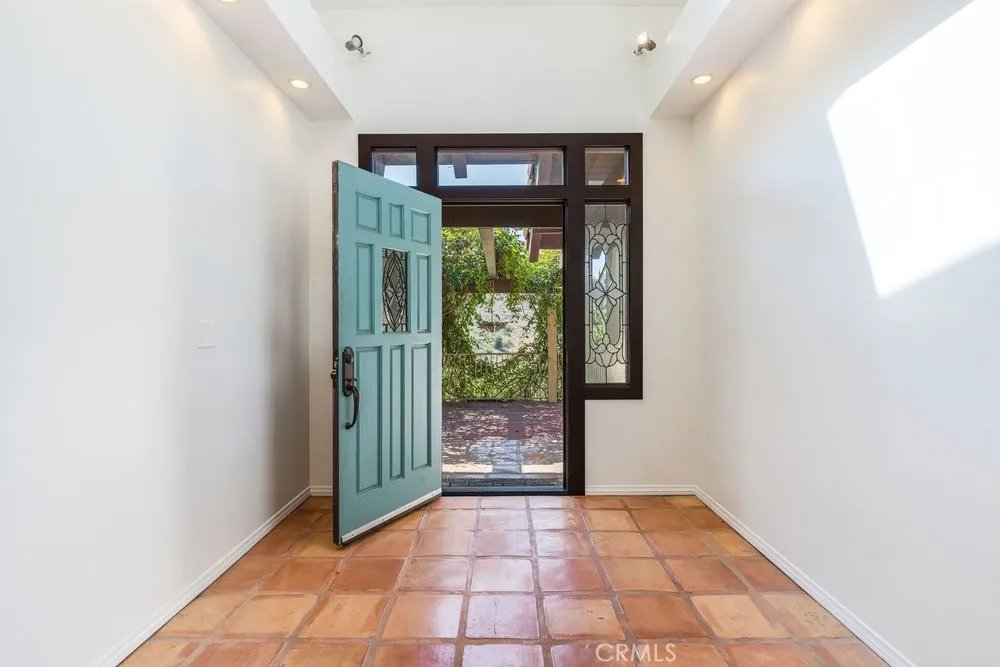 63 Coolwater Bell Canyon, CA 91307