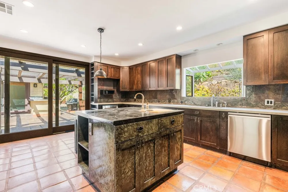 63 Coolwater Bell Canyon, CA 91307
