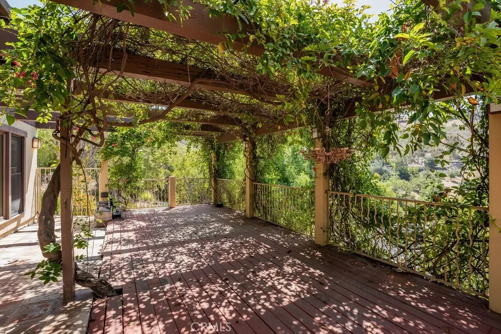 63 Coolwater Bell Canyon, CA 91307