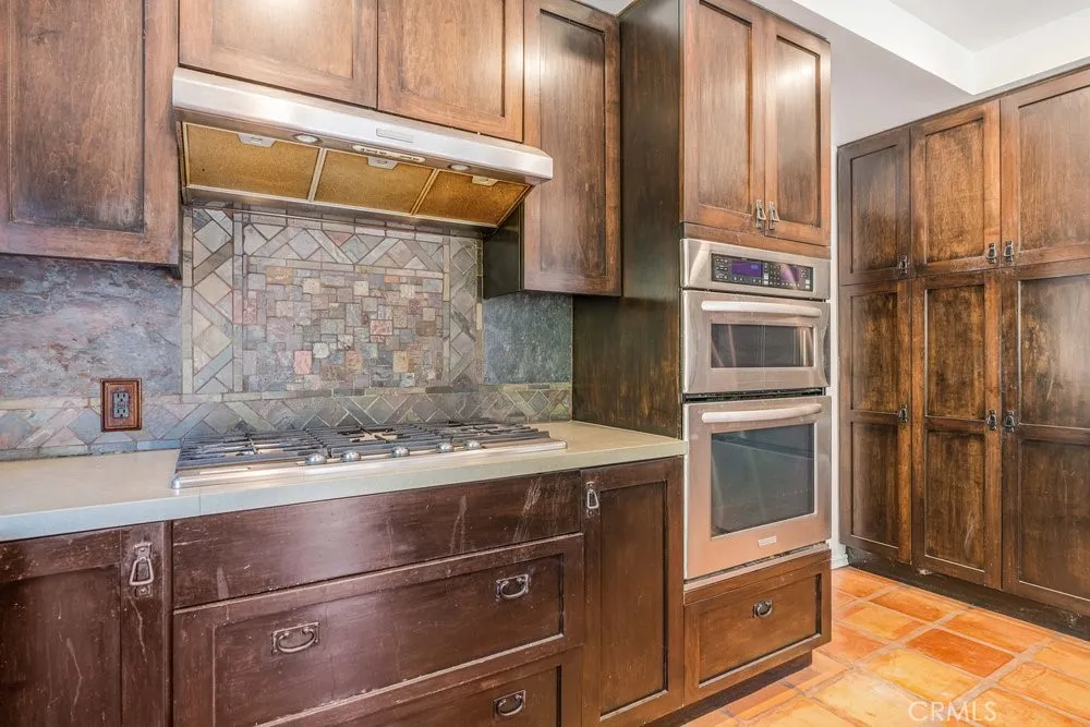 63 Coolwater Bell Canyon, CA 91307
