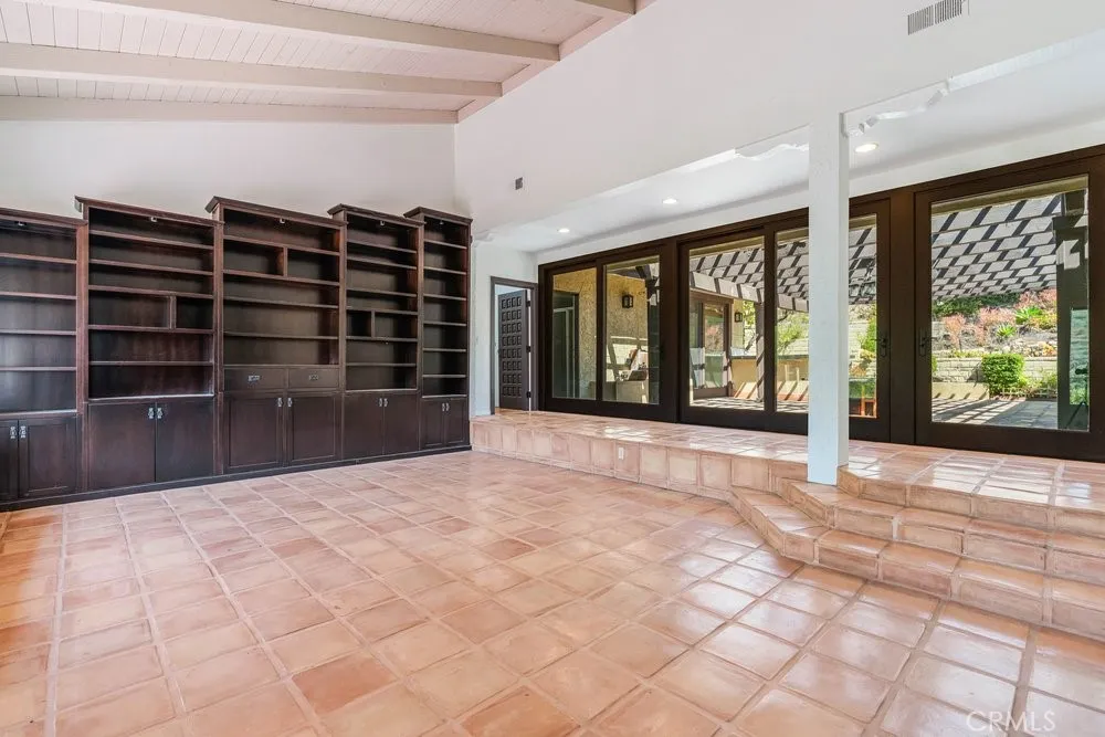 63 Coolwater Bell Canyon, CA 91307