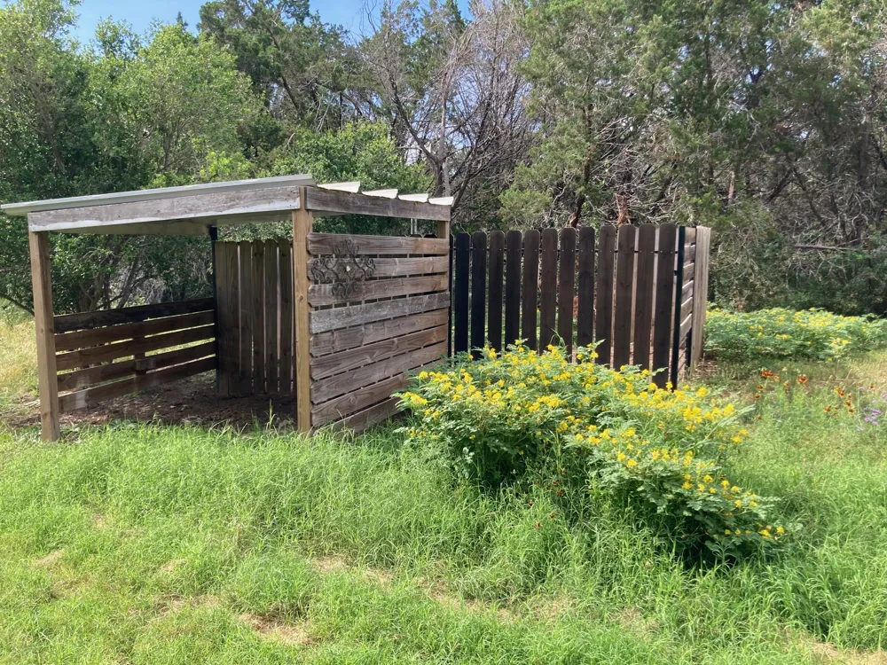 1050 Harmon Hills Road Dripping Springs, TX 78620