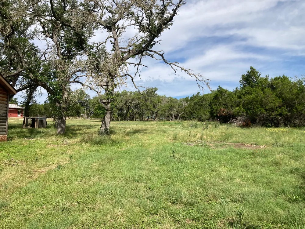 1050 Harmon Hills Road Dripping Springs, TX 78620