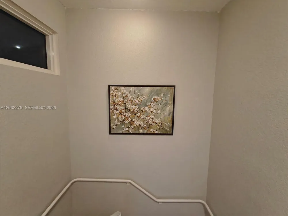 17866 NW 74th Ct Hialeah, FL 33015