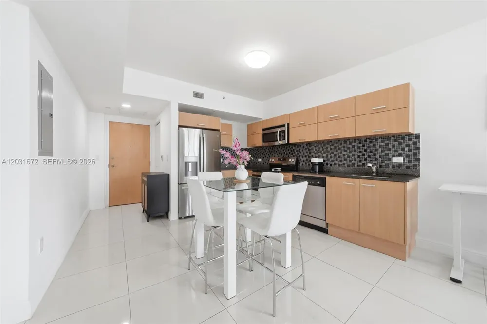 350 S Miami Ave #3912 Miami, FL 33130