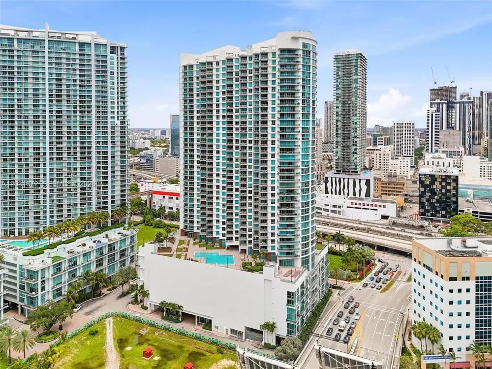 350 S Miami Ave #3912 Miami, FL 33130