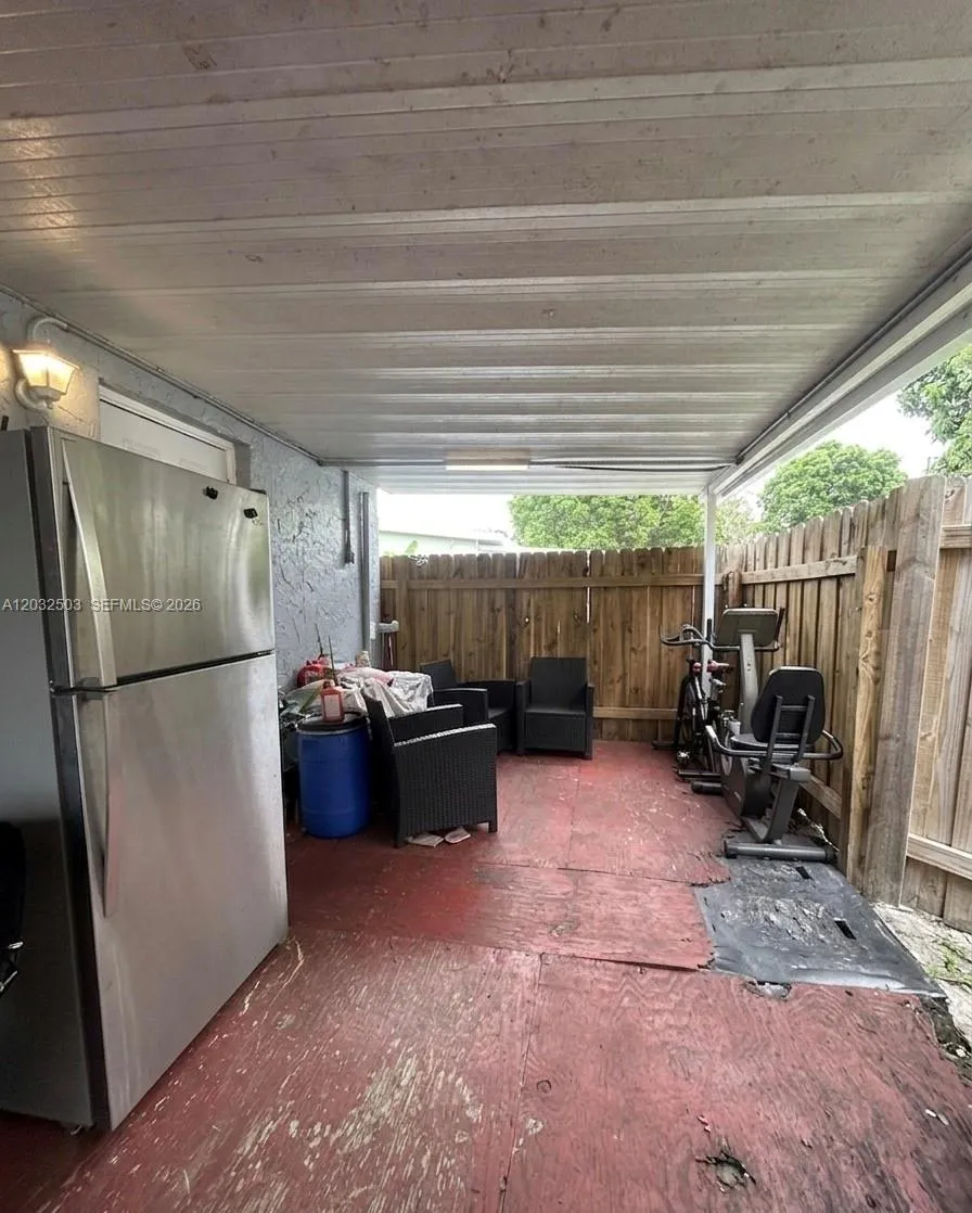 2370 NW 153rd St Miami Gardens, FL 33054