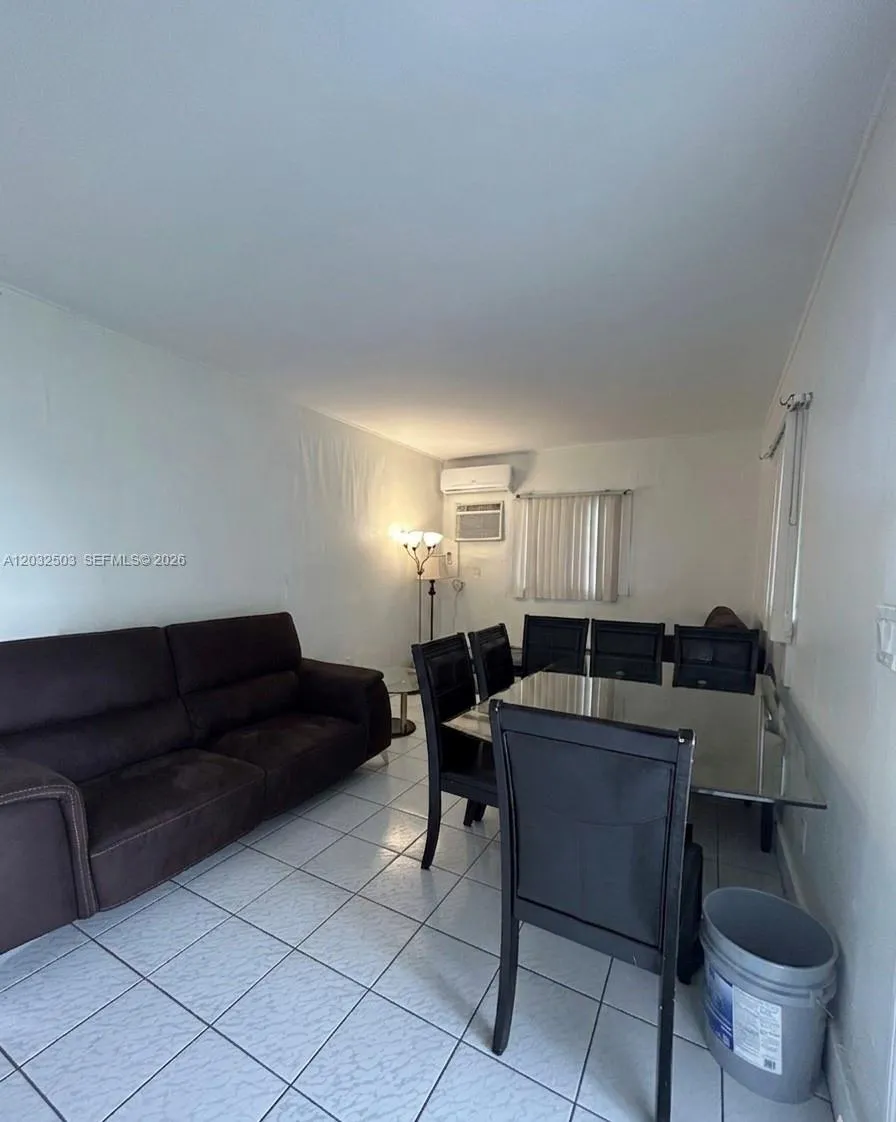 2370 NW 153rd St Miami Gardens, FL 33054