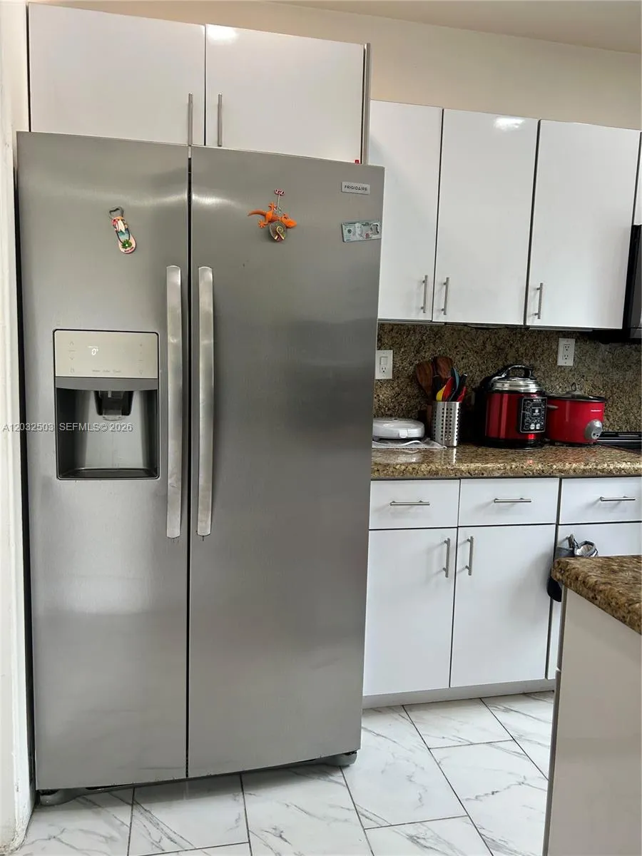 2370 NW 153rd St Miami Gardens, FL 33054