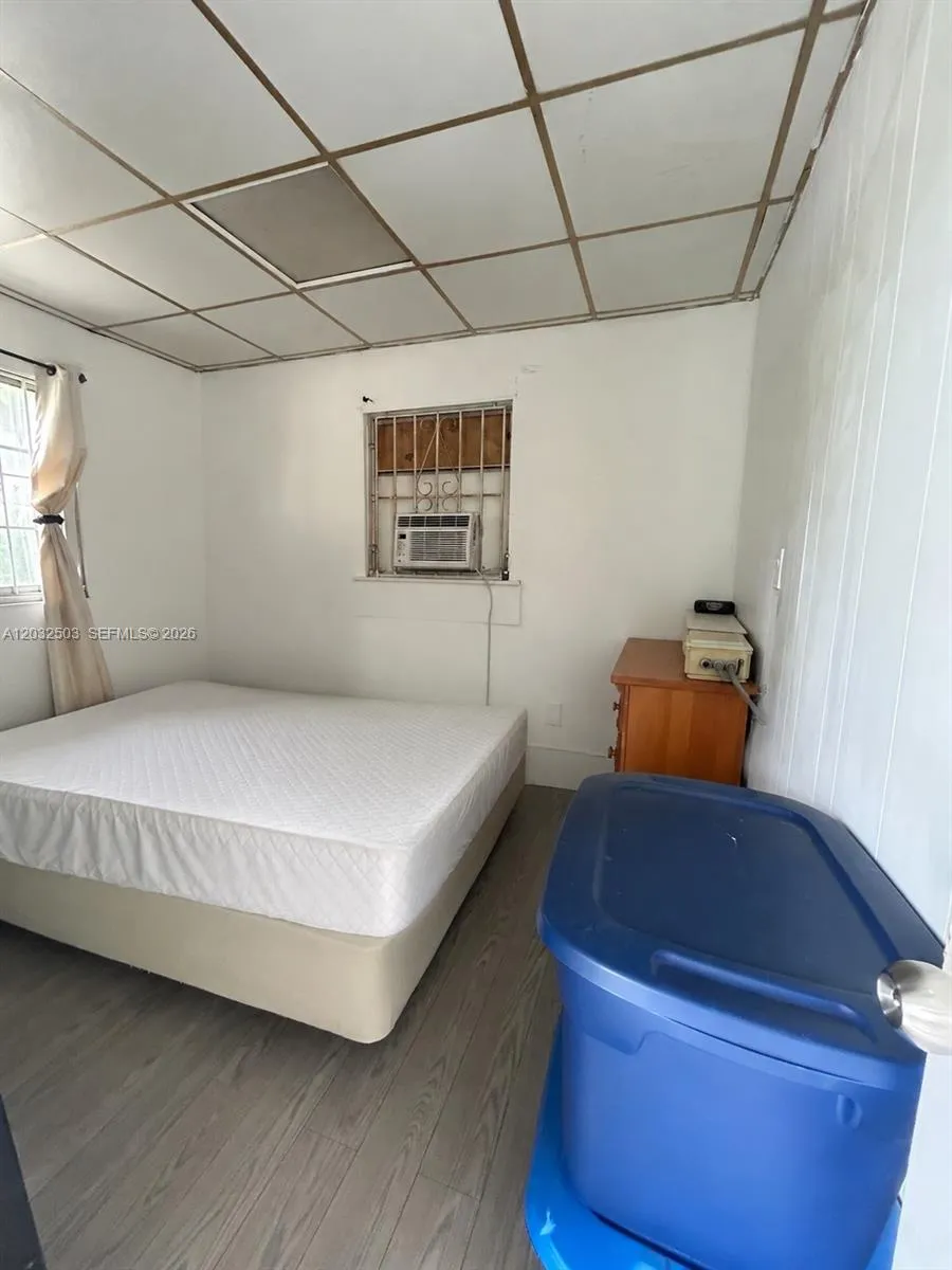 2370 NW 153rd St Miami Gardens, FL 33054