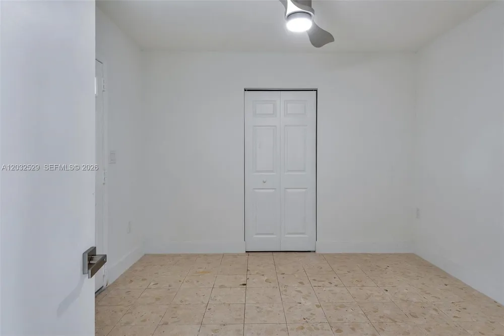 424 W 13th St Hialeah, FL 33010