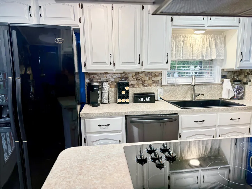 4216 Greenwood Road Weatherford, TX 76088