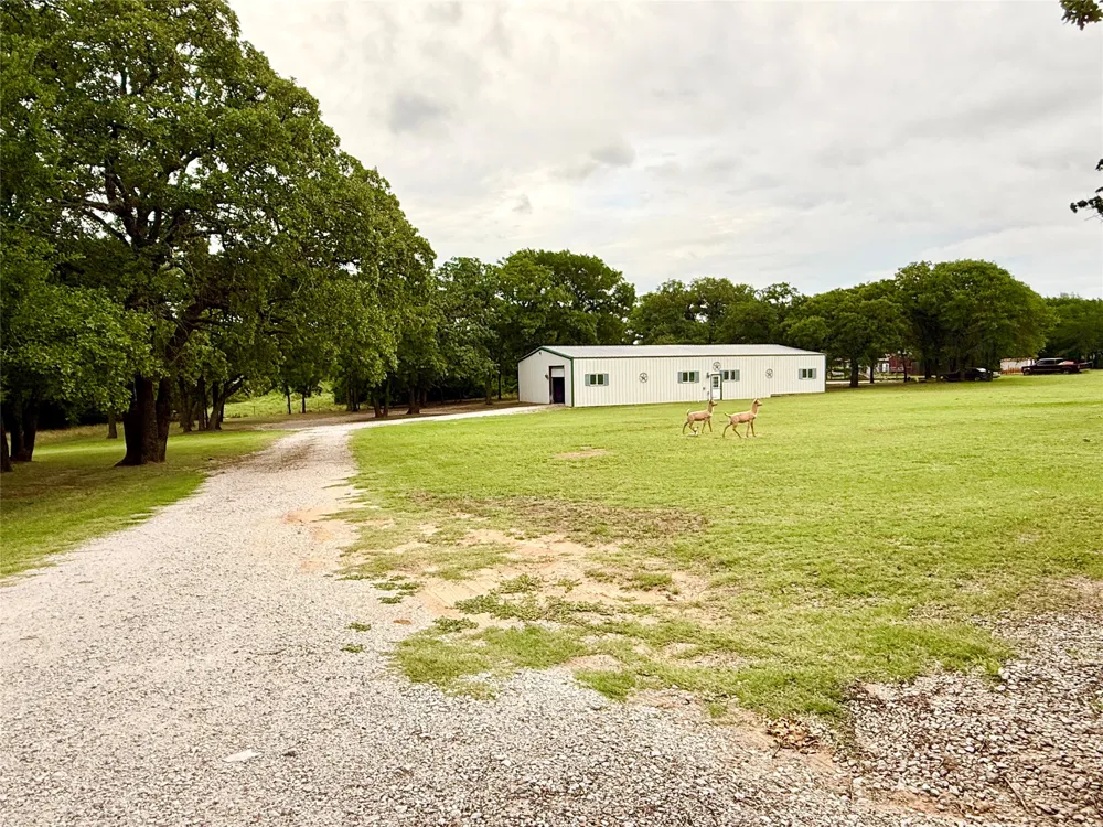 4216 Greenwood Road Weatherford, TX 76088