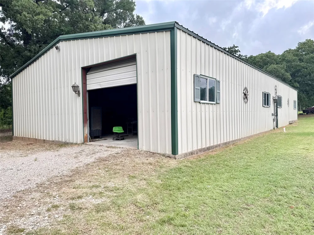 4216 Greenwood Road Weatherford, TX 76088
