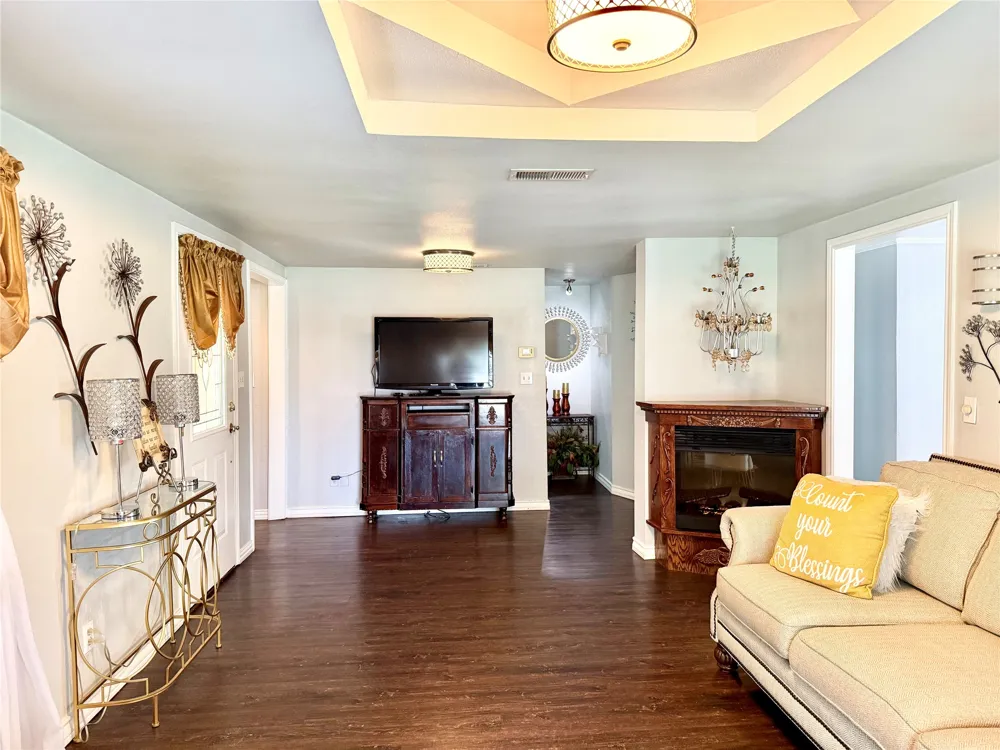 4216 Greenwood Road Weatherford, TX 76088