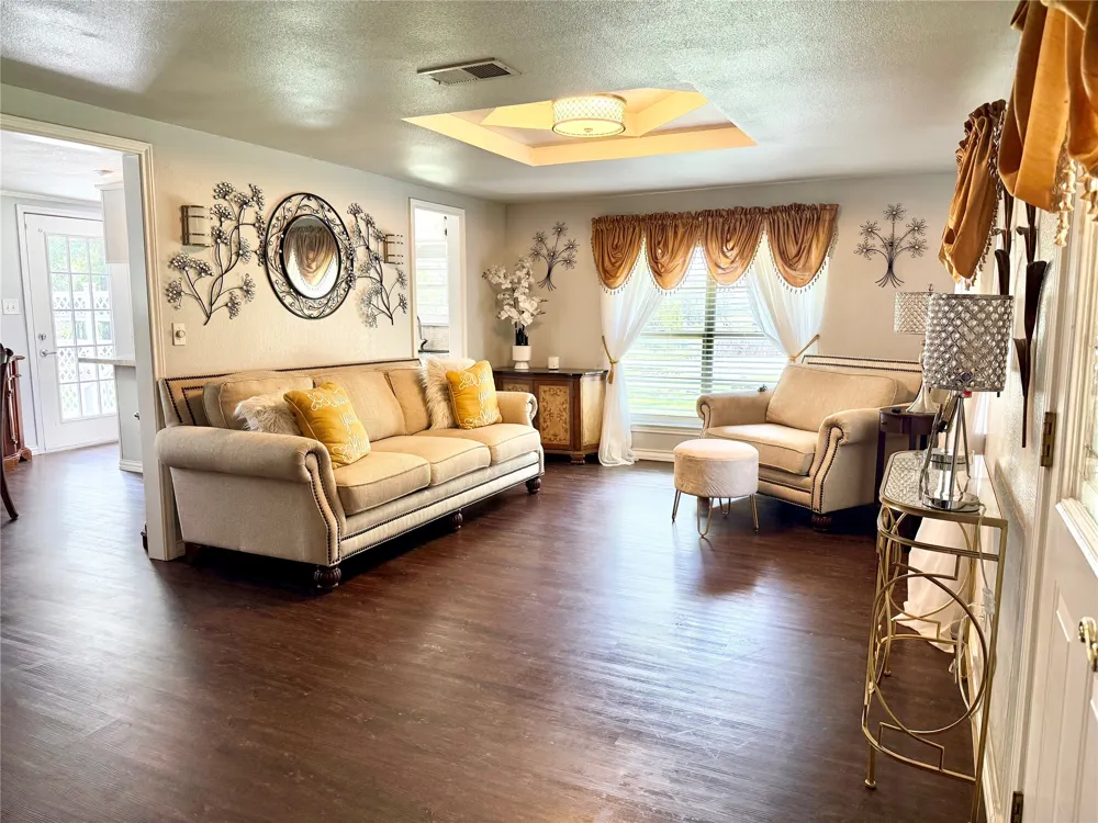 4216 Greenwood Road Weatherford, TX 76088